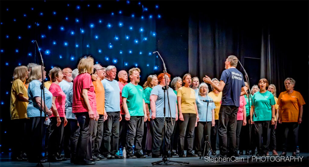 frodsham sings choir on stage